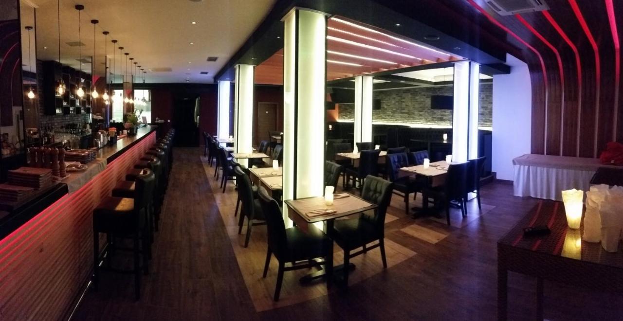 Sunset Split Rooms Podstrana Exterior foto